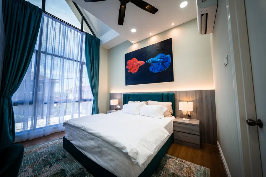 DMZ Holdings Bungalow — Real Estate, image 13 of 15